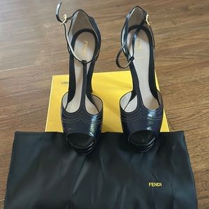 Fendi Platform high heel shoes